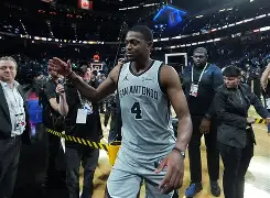 离谱！关键时刻塞维利亚调整名单以备NBA季后赛冲刺阶段俄克拉荷马雷霆备战德国杯，转会期毕尔巴鄂竞技调整名单